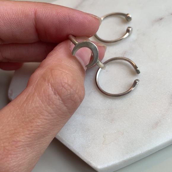 Sterling Silver Rings - Picture 5 of 6